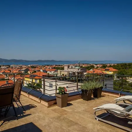 2 In Vesna Zadar